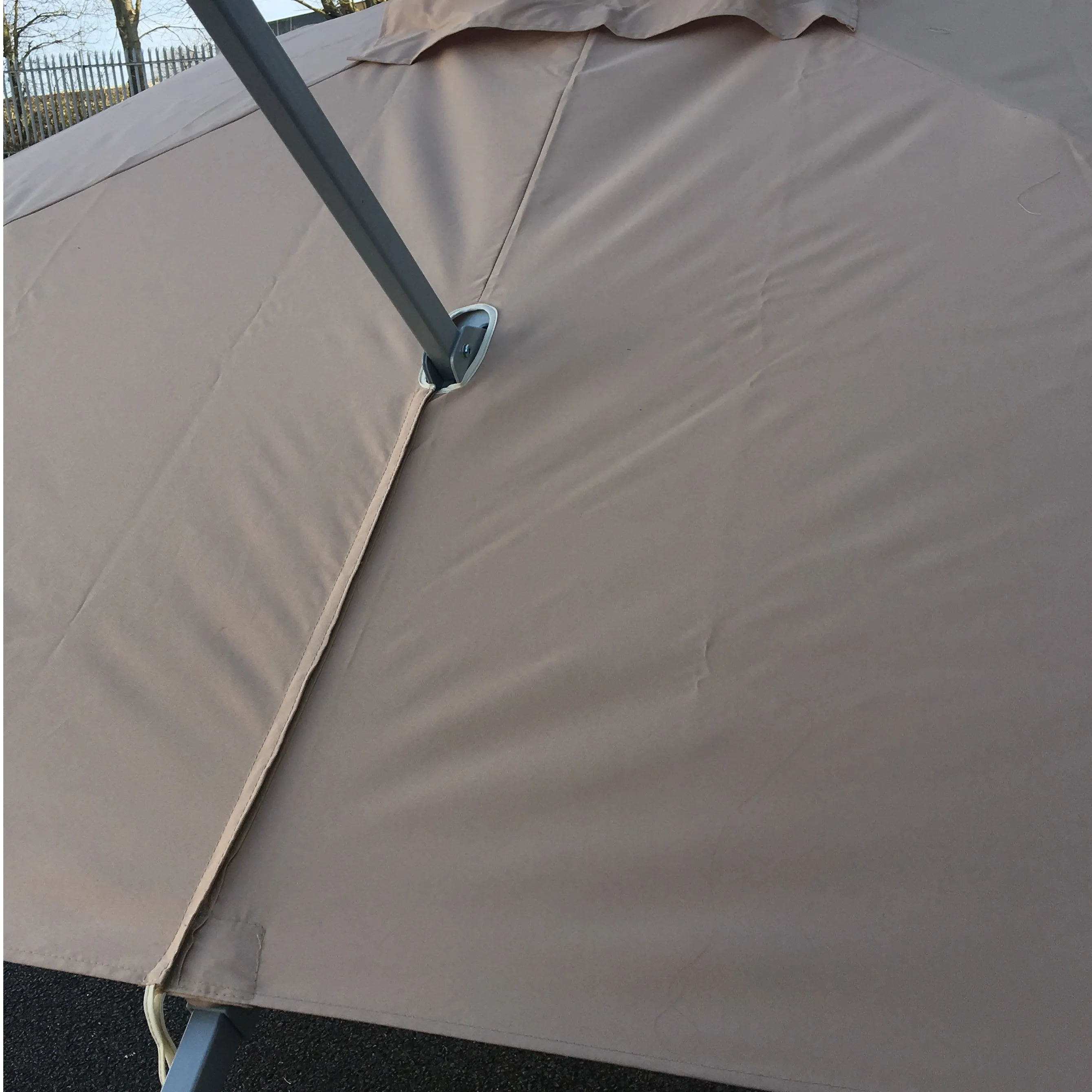 CLEARANCE - Canopy for 2.6m Square Cantilever Parasol/Umbrella - 8 Spoke