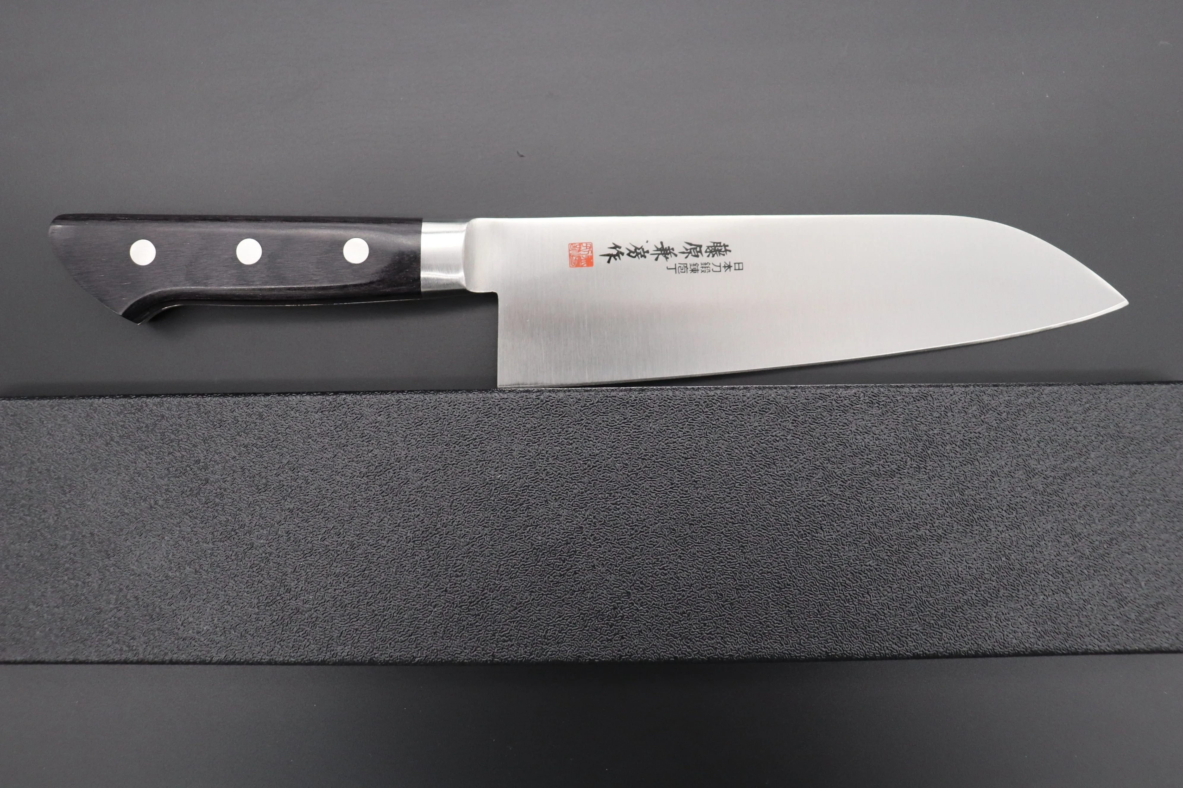 Fujiwara Kanefusa FKM Series Santoku 180mm (7 inch)