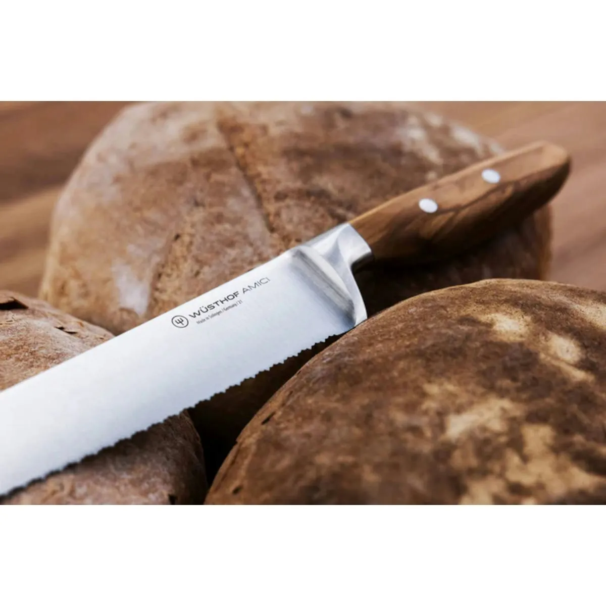 Wusthof Amici Bread Knife 23cm